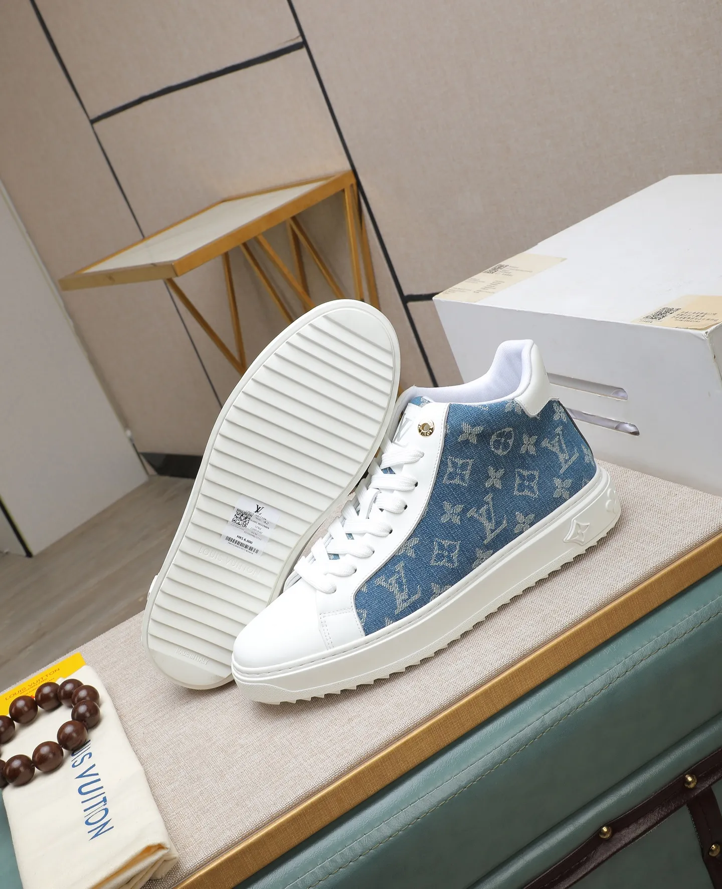 Men's shoes 💰580 📛📛【LOUIS VUITTON】Louis Vuitton official website synchronized new products 👟Milan fashion catwalk style 🇰🇾🇰🇾LV family logo, celebrity style, a must-have for fashionistas ⚠️First-layer calfskin ➕Genuine leather lining ➕Official website original version special outsole 👞Number 38-44